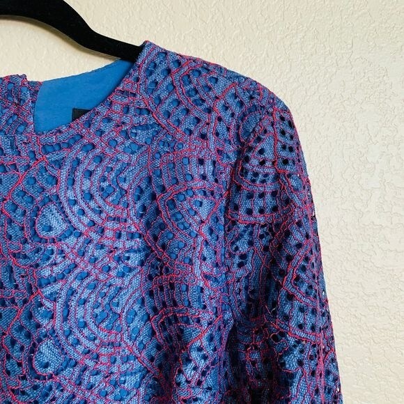 Banana Republic blue top women eyelet lace long sleeve blouse Size S business - Picture 11 of 11